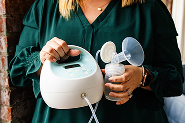 breast pumps with milk